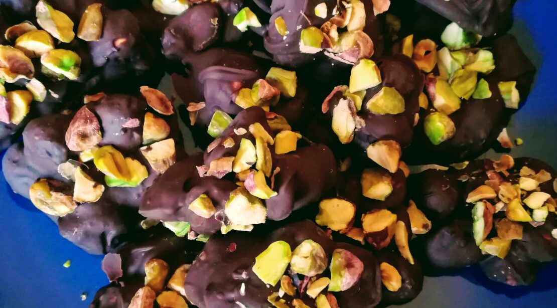 Cioccolato fondente extra con frutta secca